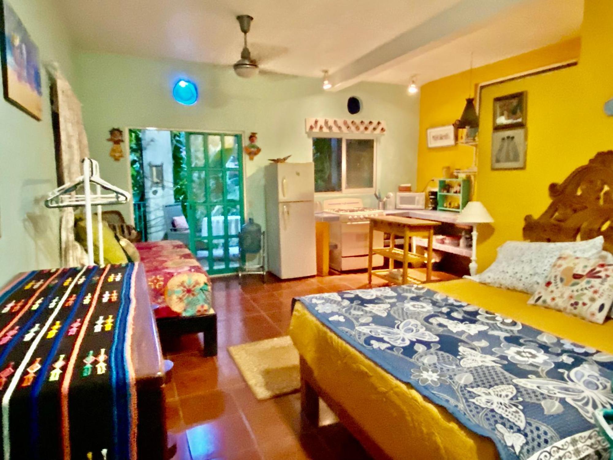 Casa Cereza Apartments Puerto Vallarta Exteriör bild